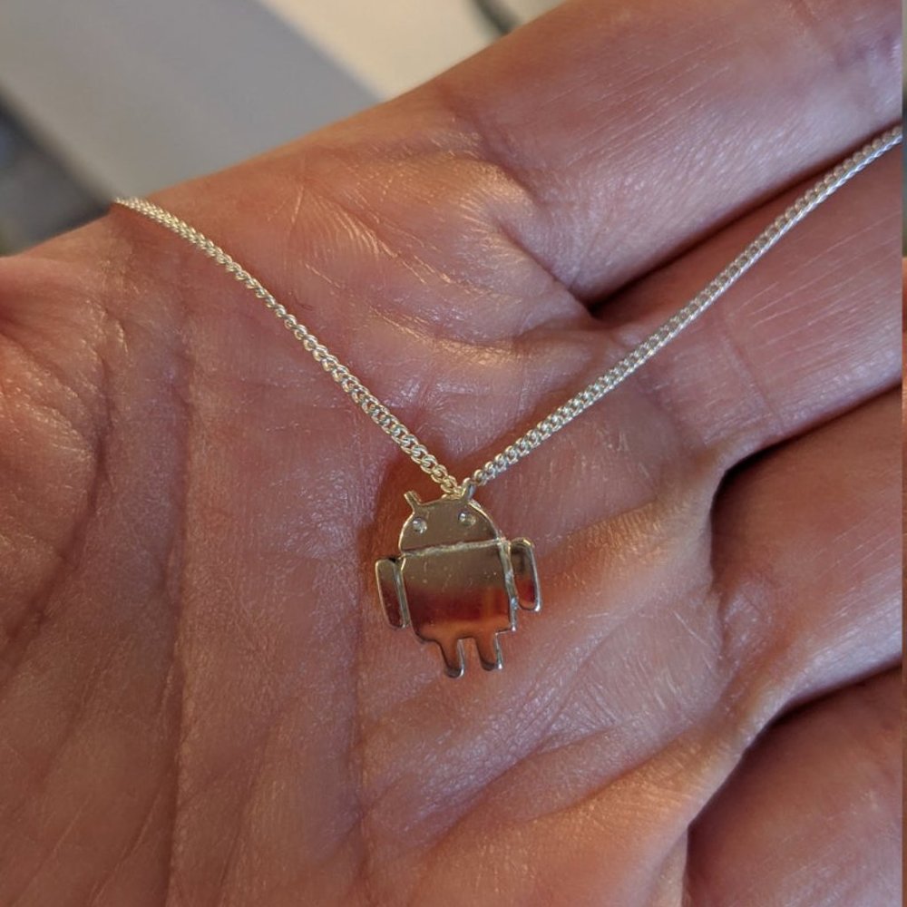 Android Logo Mini Robot Necklace - Picture 6 of 11